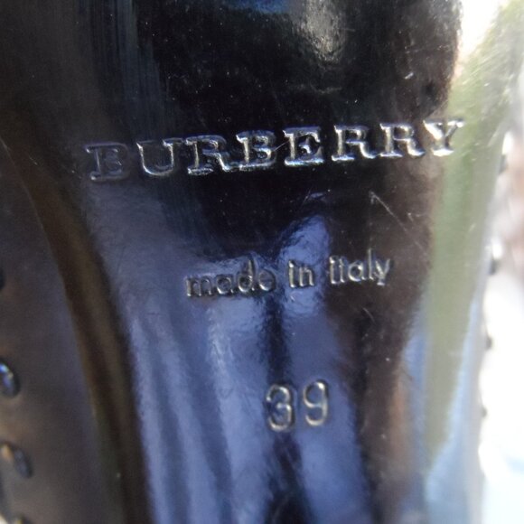 Burberry Black Calf Leather Quilted Ankle Heeled Boots Size 39B - Picture 16 of 16